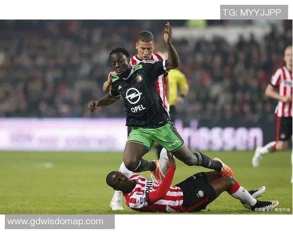 埃因霍温青年队与坎布尔激战成和赛果分析与精彩回顾